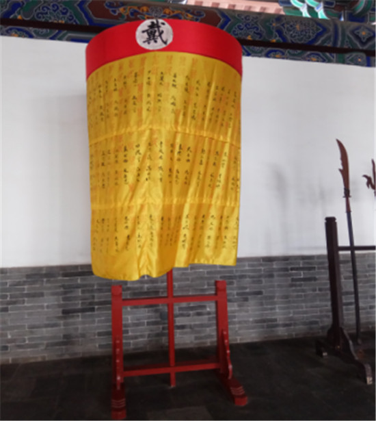 d8cb8a02e23c1a760d9c14.jpg