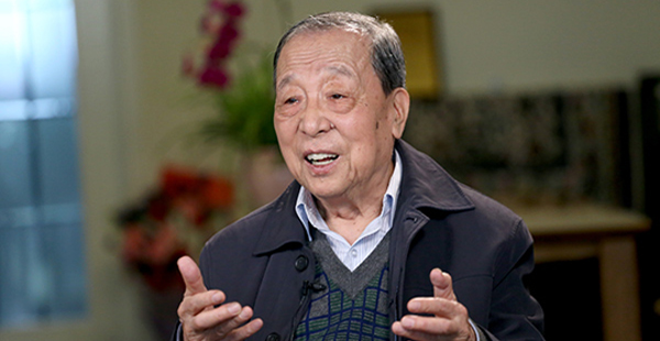 著名历史学家李学勤"民心是政治的根本"